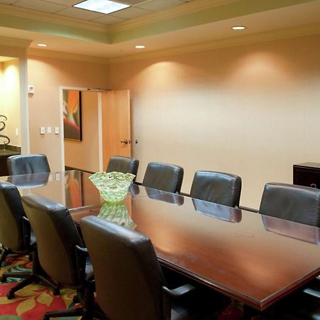 Hampton Inn & Suites St. Petersburg/Downtown Екстер'єр фото