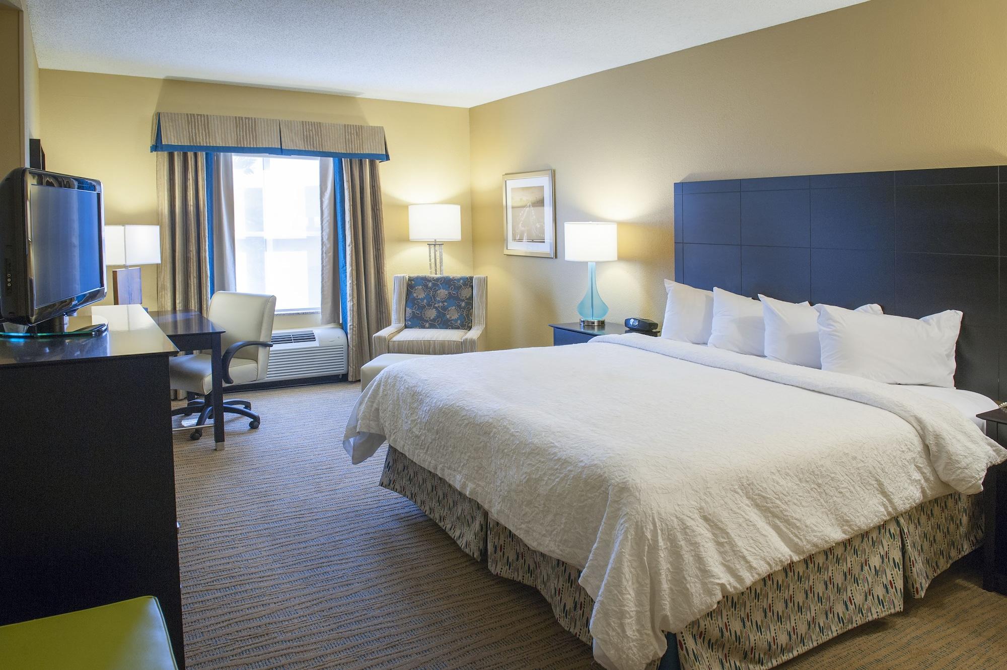 Hampton Inn & Suites St. Petersburg/Downtown Екстер'єр фото