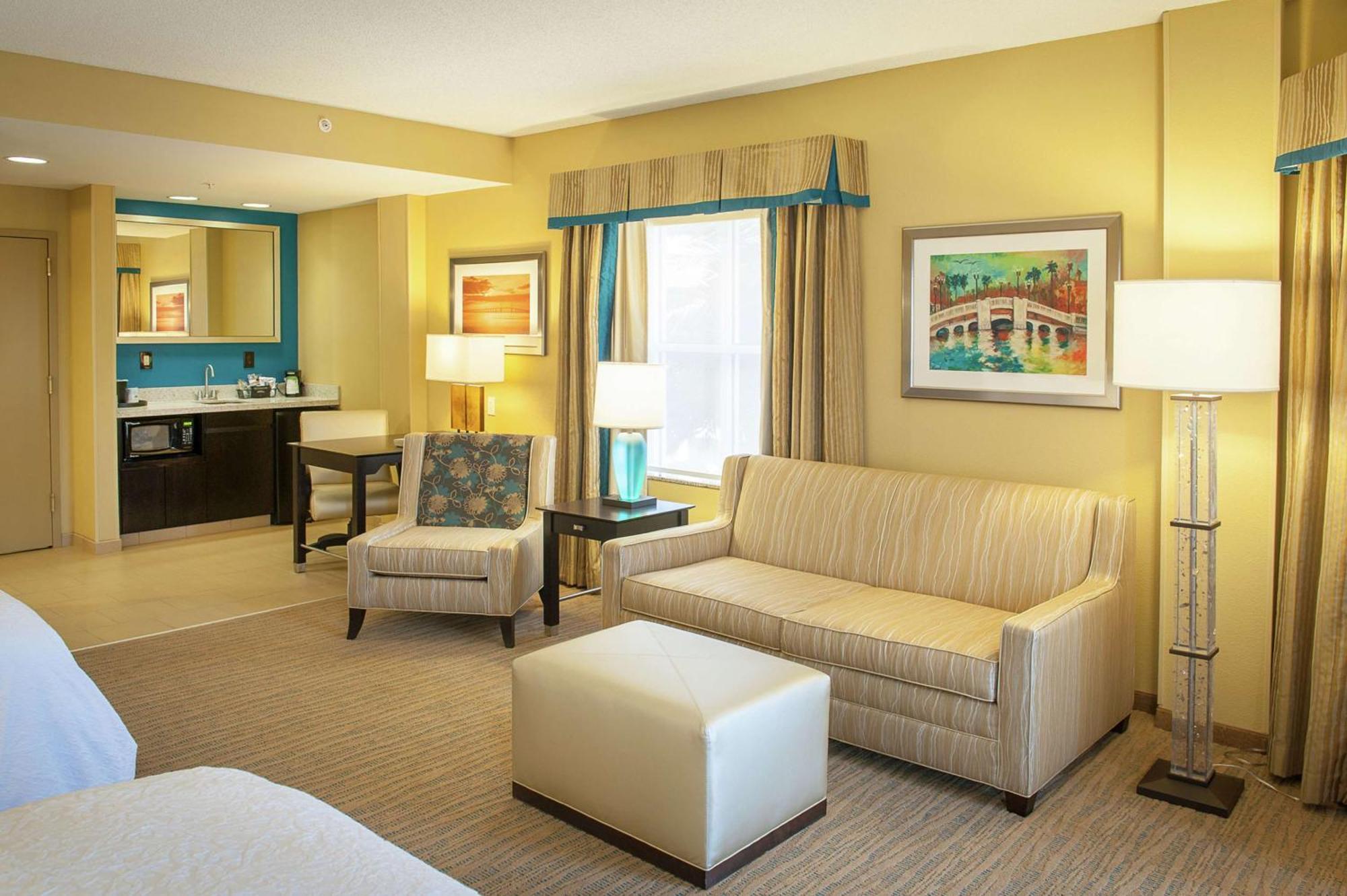 Hampton Inn & Suites St. Petersburg/Downtown Екстер'єр фото